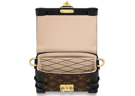 letter v louis vuitton|Letter Trunk V Monogram .